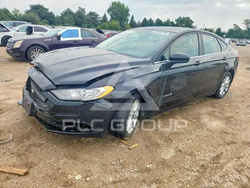2017 Ford FUSION photo