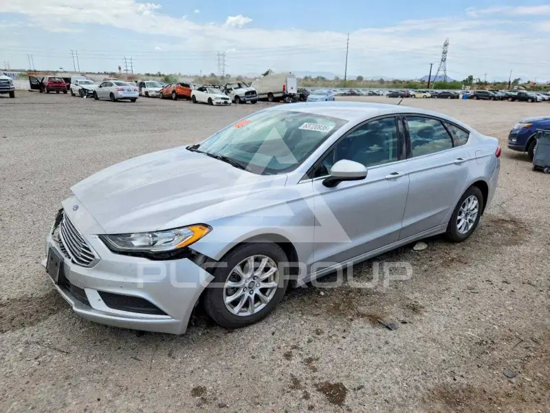 2017 Ford FUSION фото
