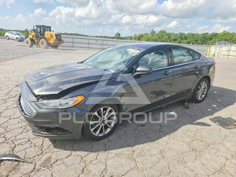 2017 Ford FUSION фото