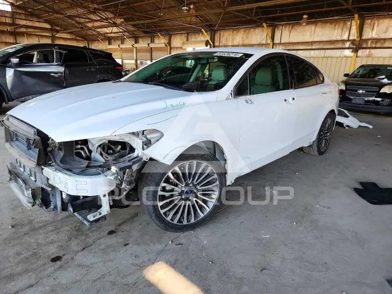 2017 Ford FUSION фото