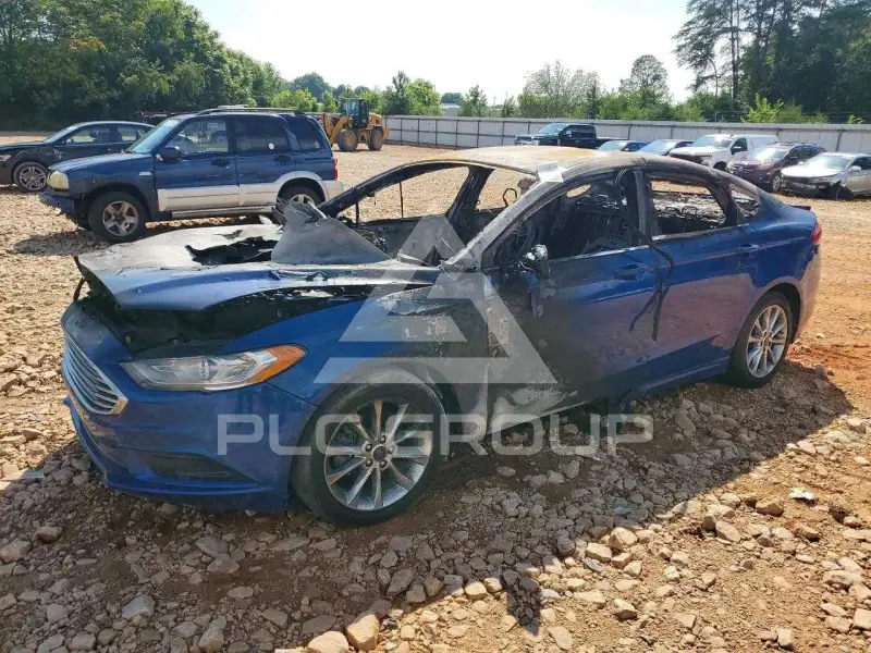 2017 Ford FUSION фото
