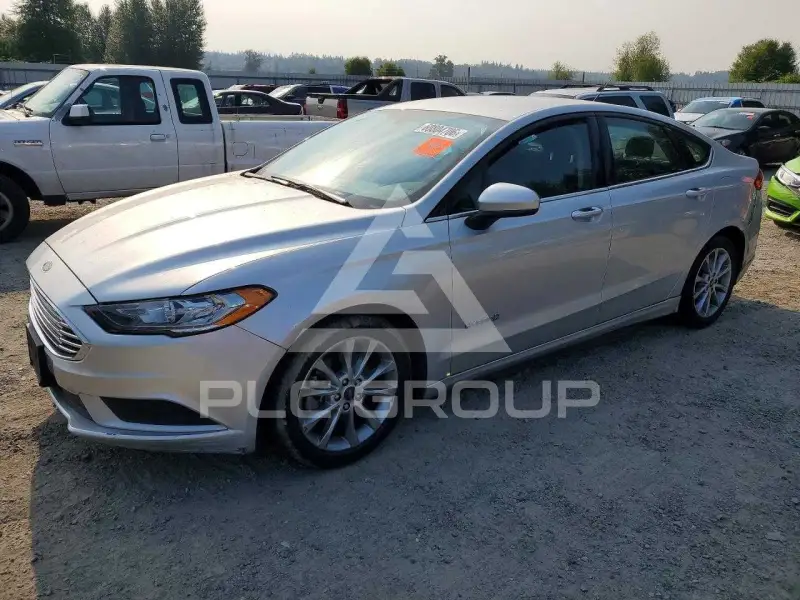 2017 Ford FUSION фото