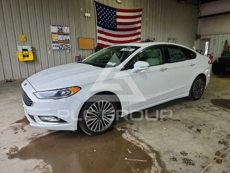 2017 Ford FUSION фото