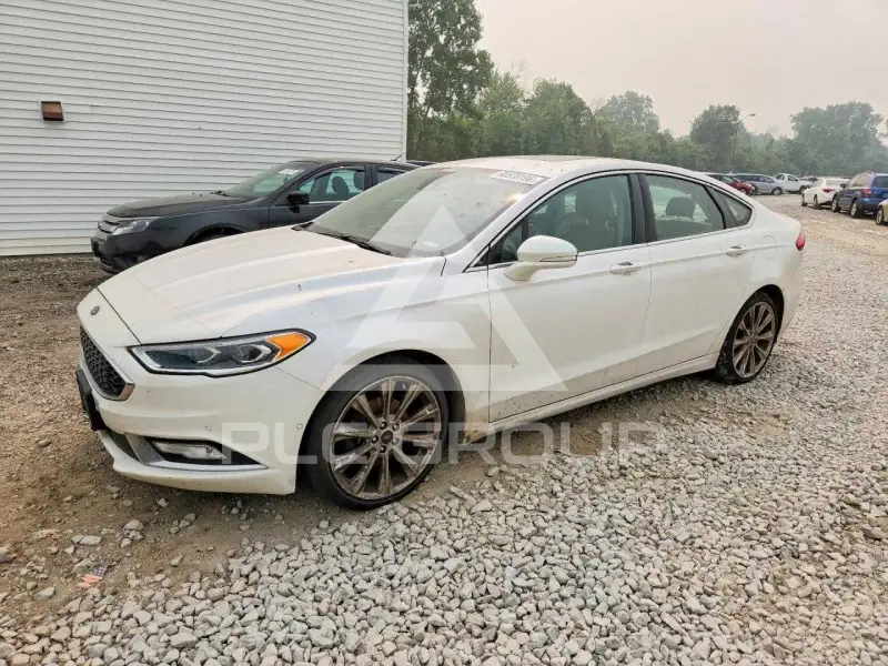 2017 Ford FUSION photo
