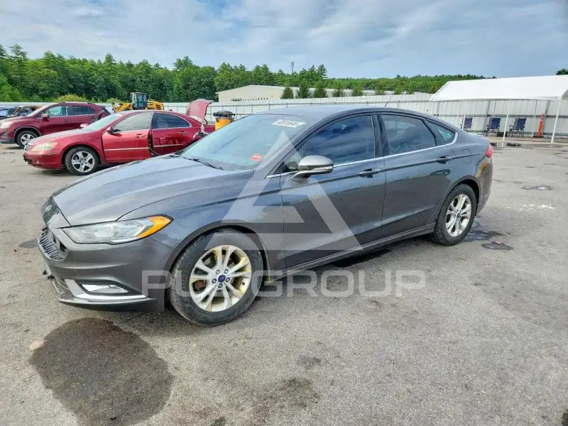 2017 Ford FUSION фото