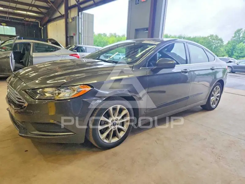 2017 Ford FUSION фото