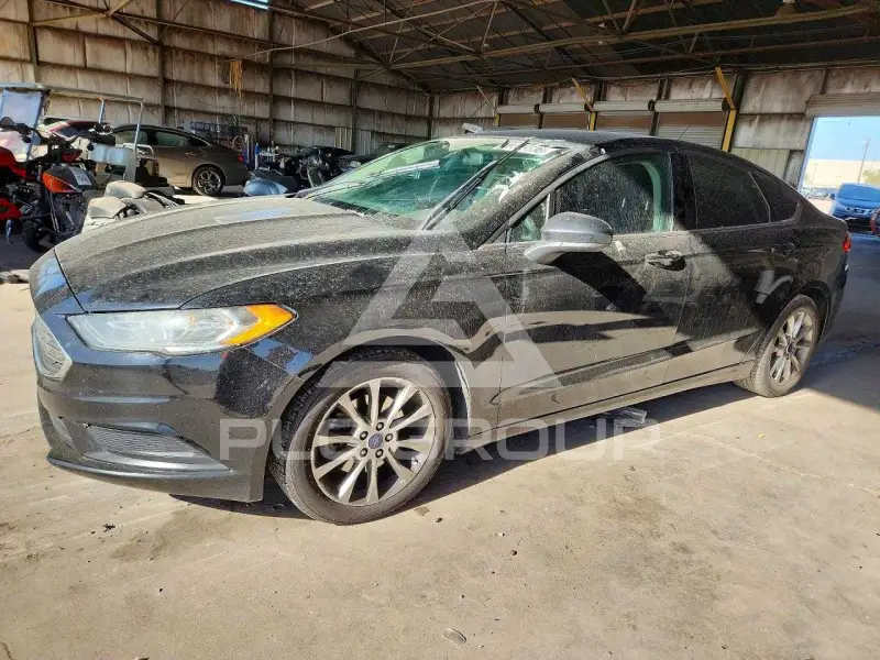 2017 Ford FUSION фото