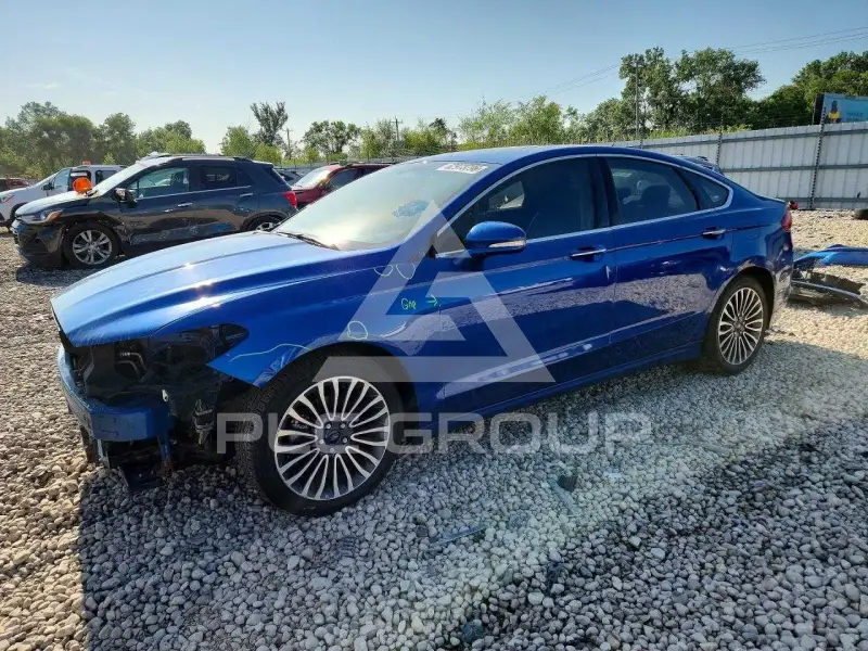 2017 Ford FUSION фото
