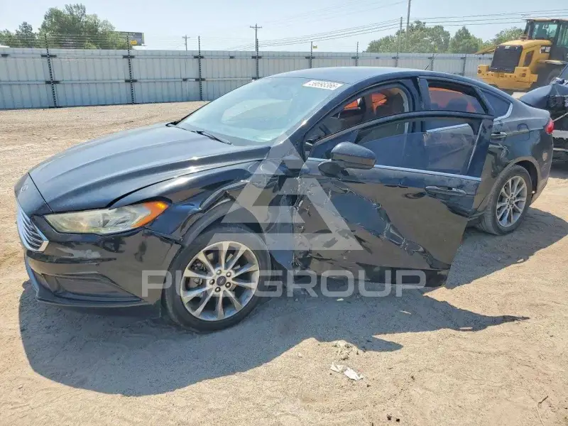 2017 Ford FUSION фото