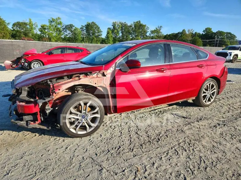 2017 Ford FUSION фото