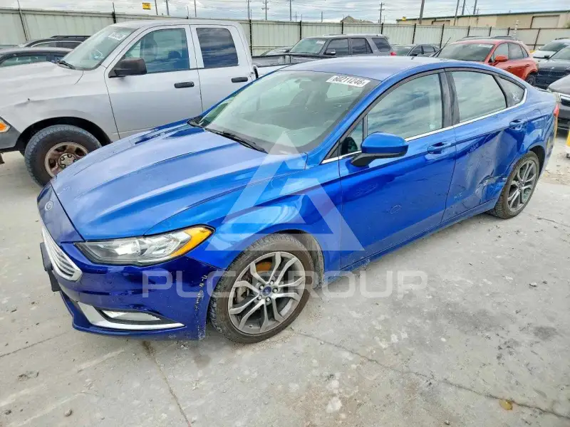 2017 Ford FUSION photo