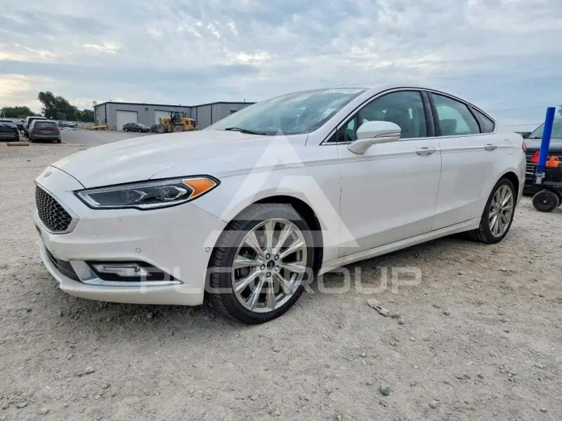 2017 Ford FUSION фото