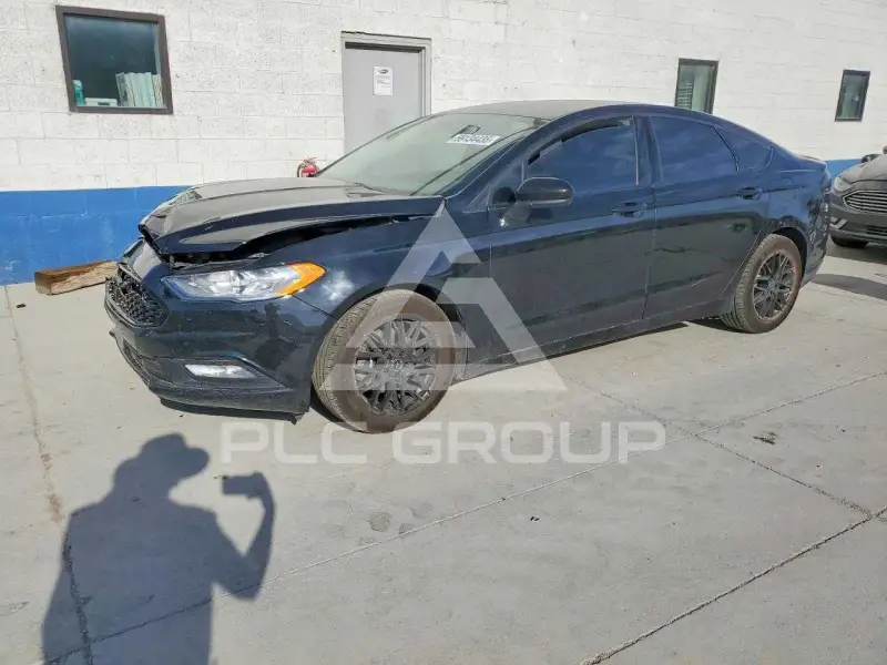 2017 Ford FUSION фото