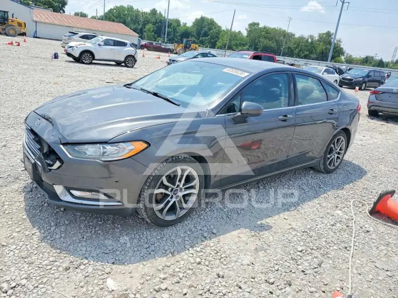 2017 Ford FUSION фото