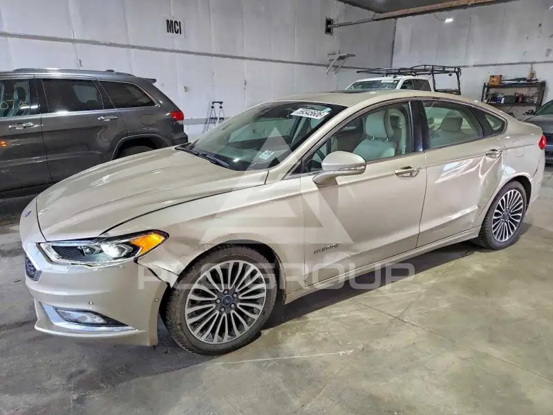 2017 Ford FUSION фото