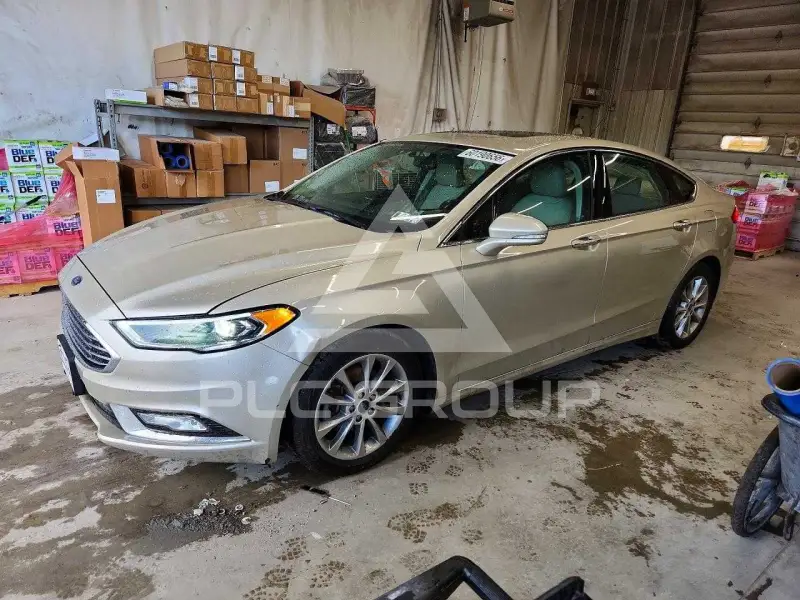 2017 Ford FUSION photo