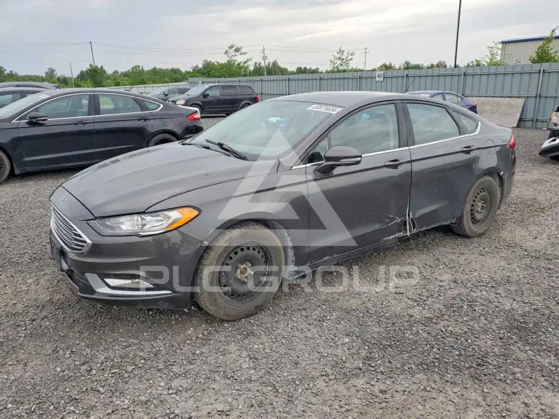 2017 Ford FUSION фото