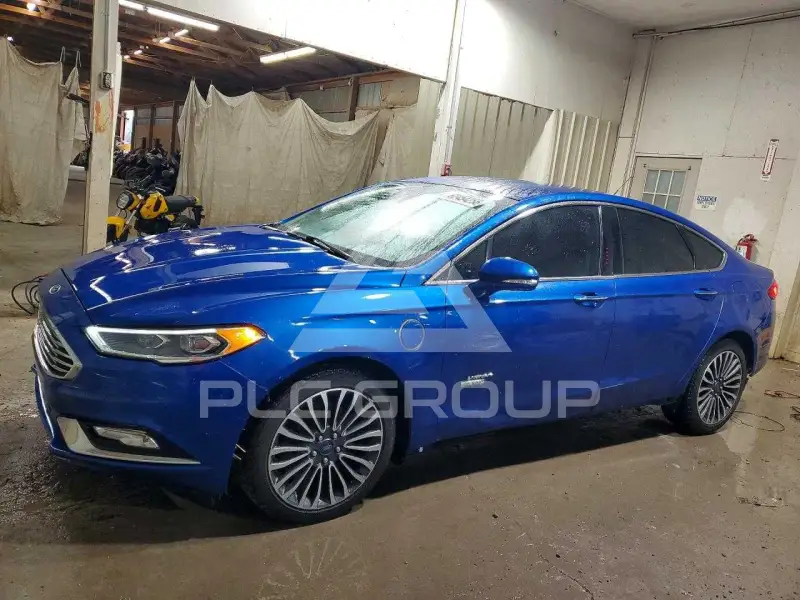2017 Ford FUSION photo