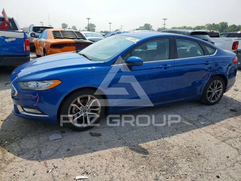 2017 Ford FUSION фото
