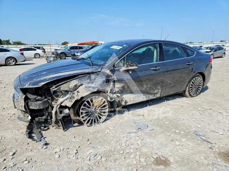 2017 Ford FUSION photo