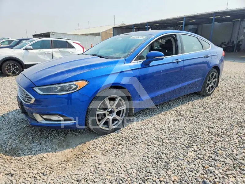 2017 Ford FUSION фото