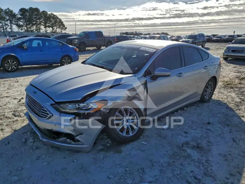 2017 Ford FUSION photo
