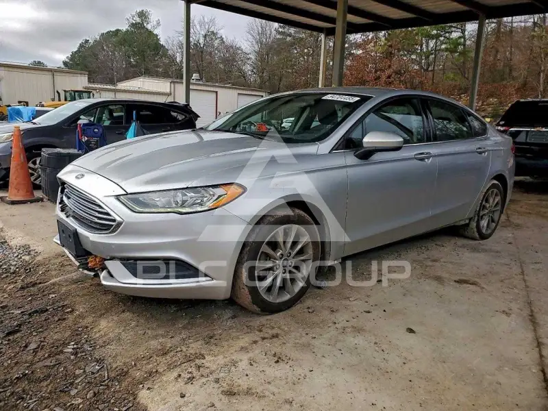 2017 Ford FUSION photo