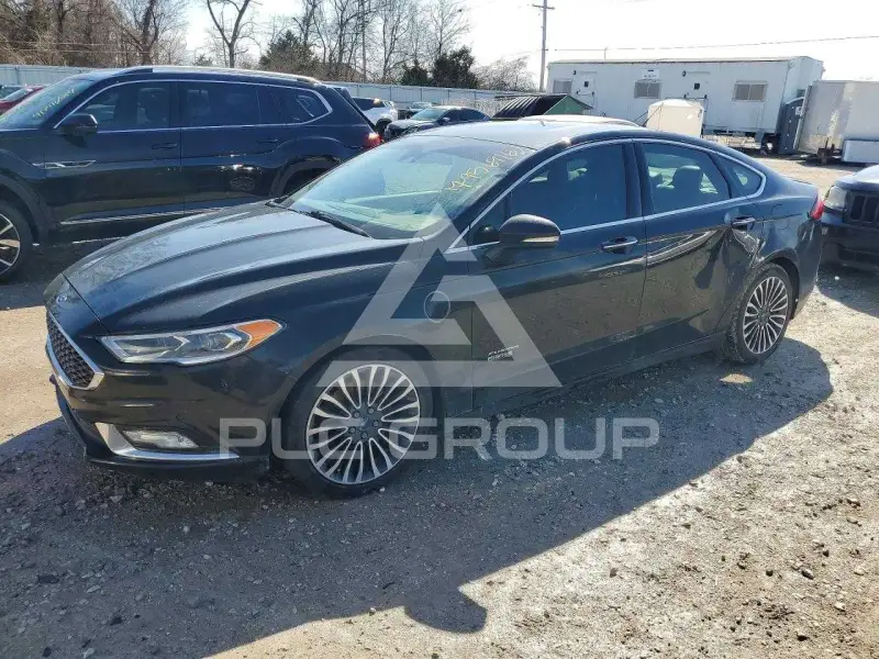 2017 Ford FUSION фото