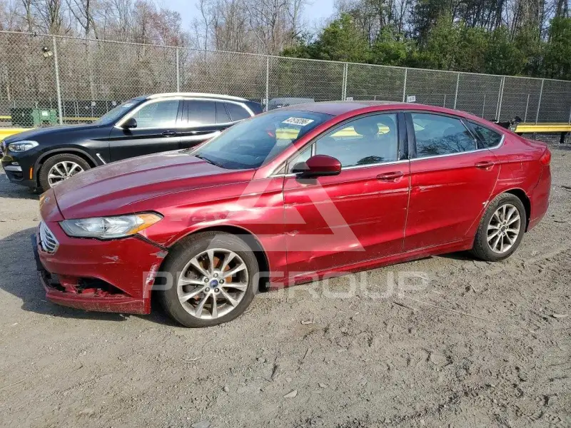 2017 Ford FUSION фото