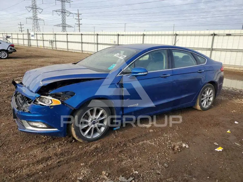 2017 Ford FUSION photo