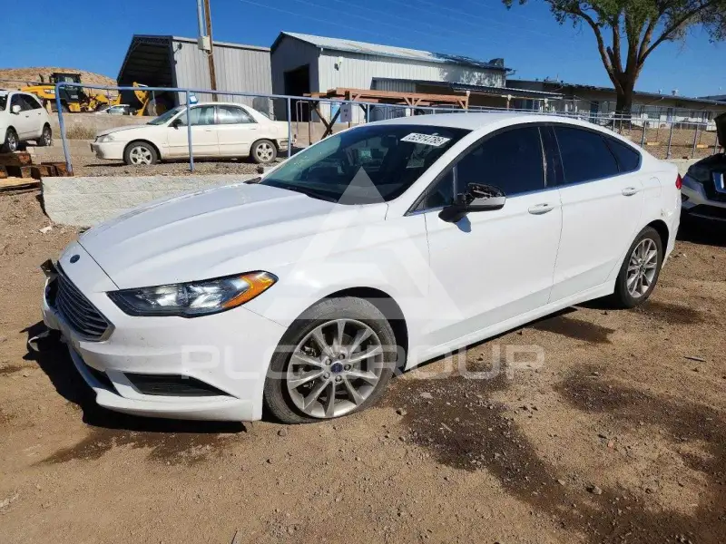 2017 Ford FUSION photo