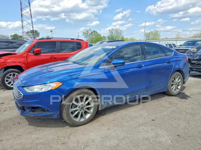 2017 Ford FUSION фото
