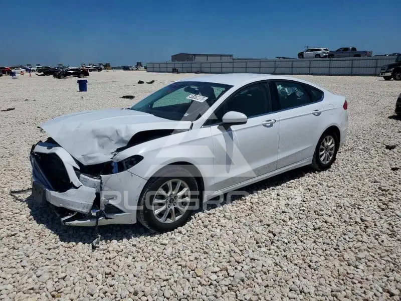 2017 Ford FUSION фото