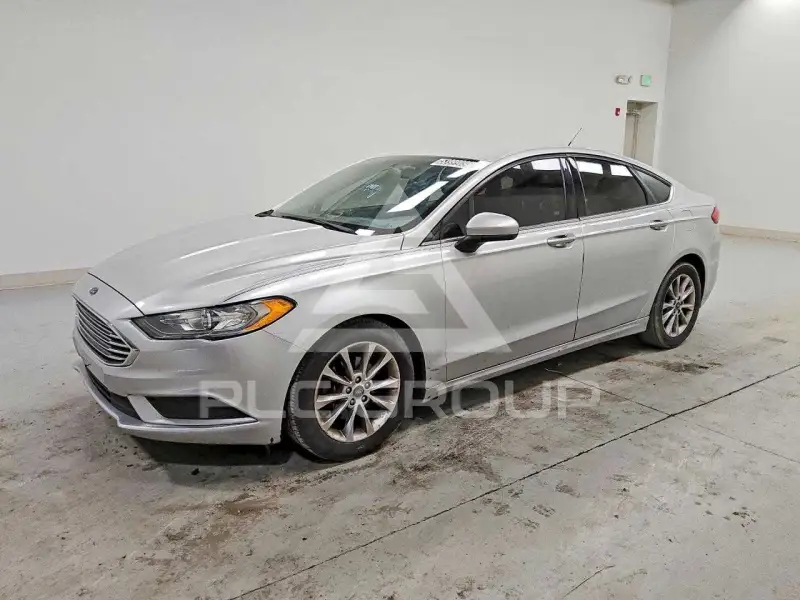 2017 Ford FUSION фото