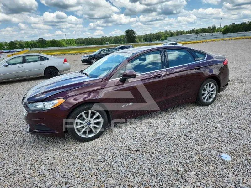 2017 Ford FUSION фото