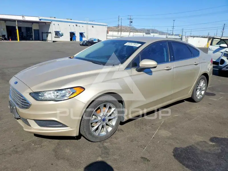 2017 Ford FUSION фото