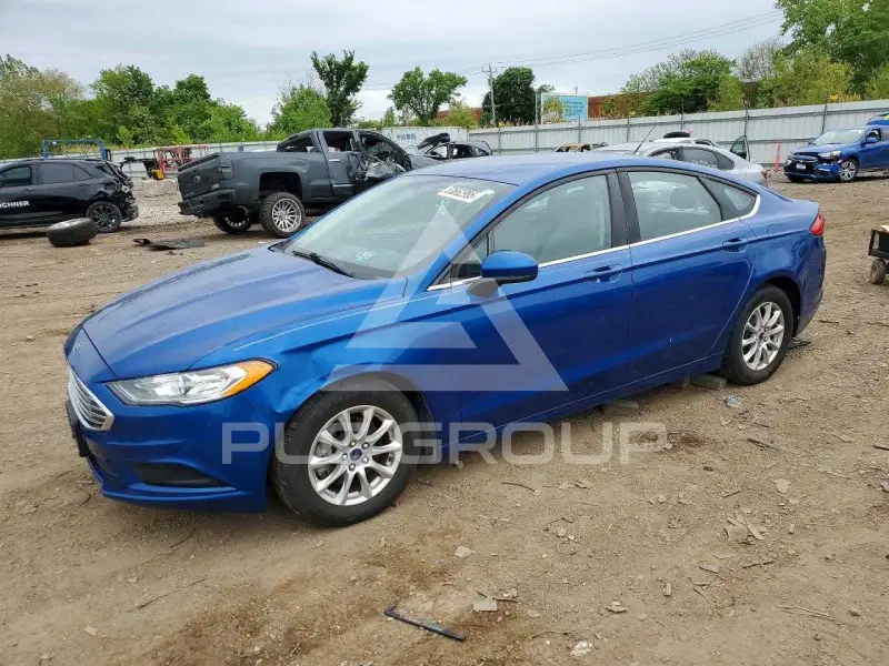 2017 Ford FUSION фото