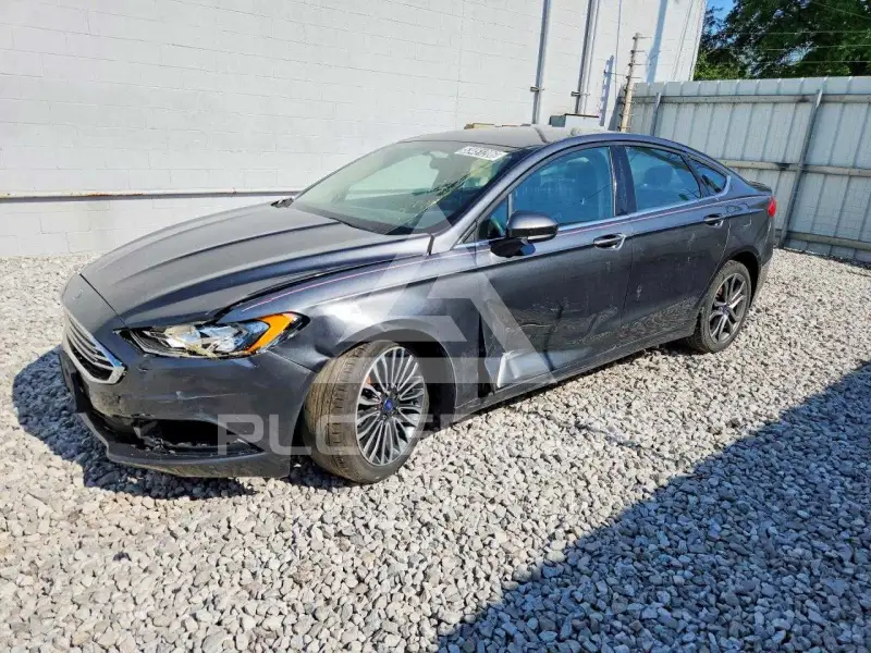 2017 Ford FUSION фото