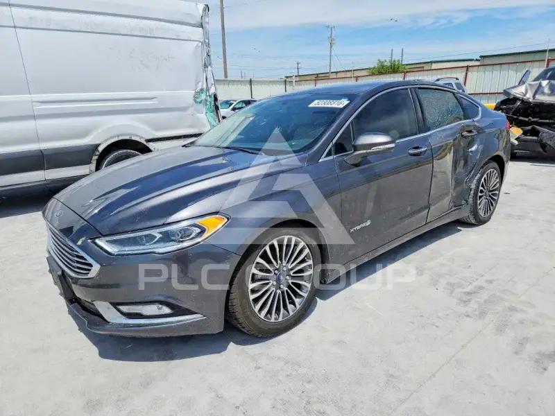 2017 Ford FUSION фото