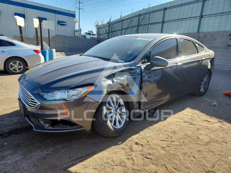 2017 Ford FUSION фото