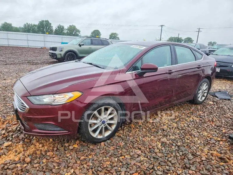 2017 Ford FUSION фото