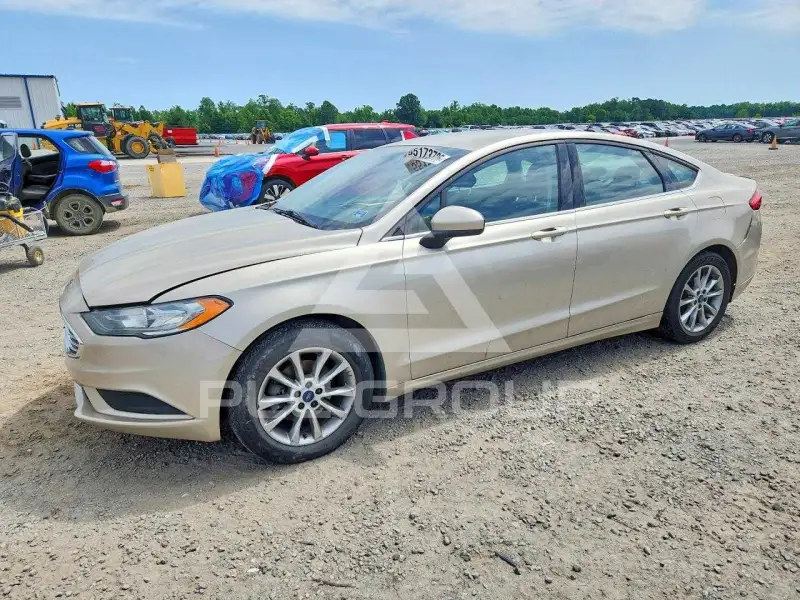 2017 Ford FUSION фото