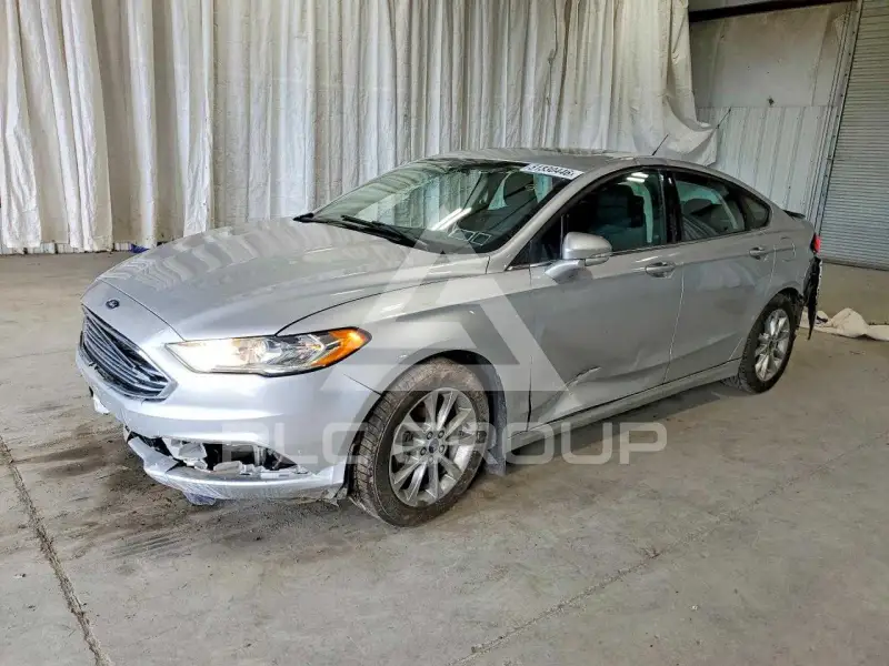 2017 Ford FUSION photo