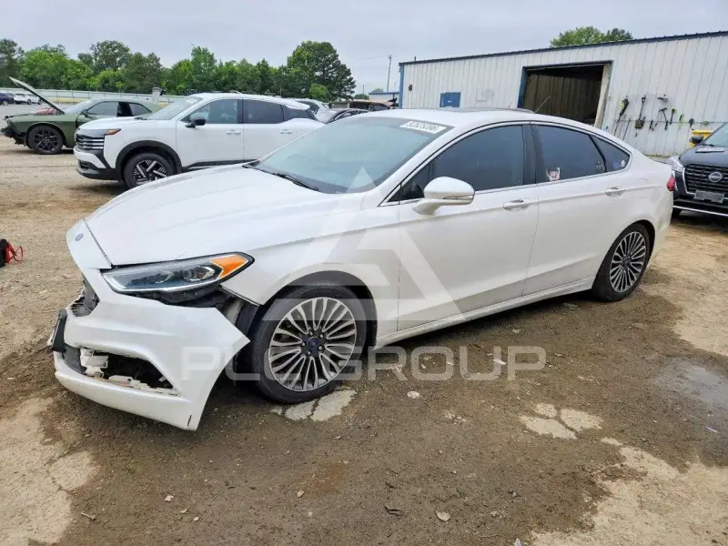 2017 Ford FUSION фото