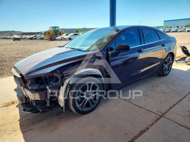 2017 Ford FUSION фото