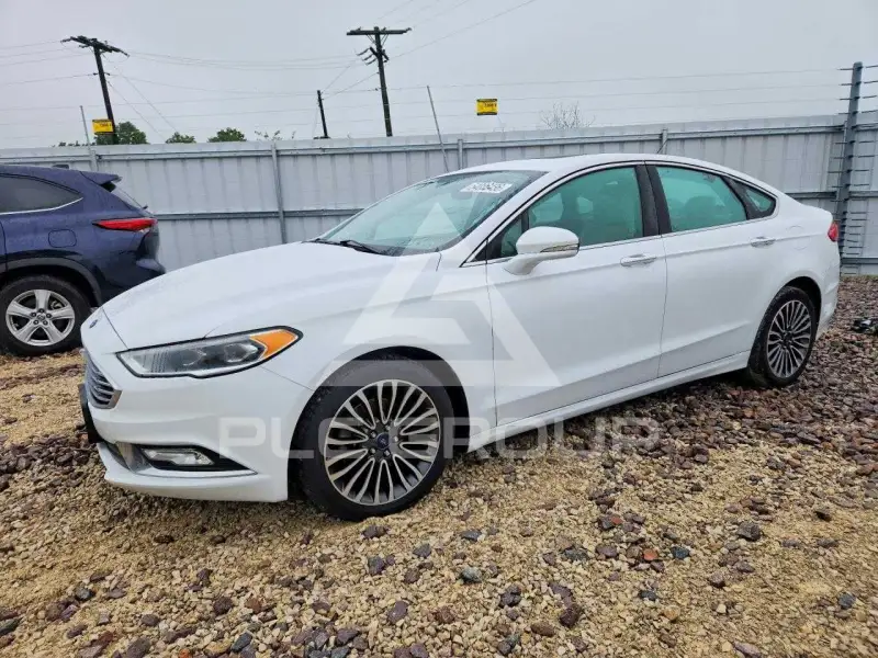 2017 Ford FUSION photo