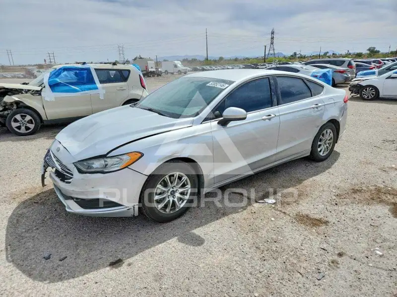 2017 Ford FUSION фото