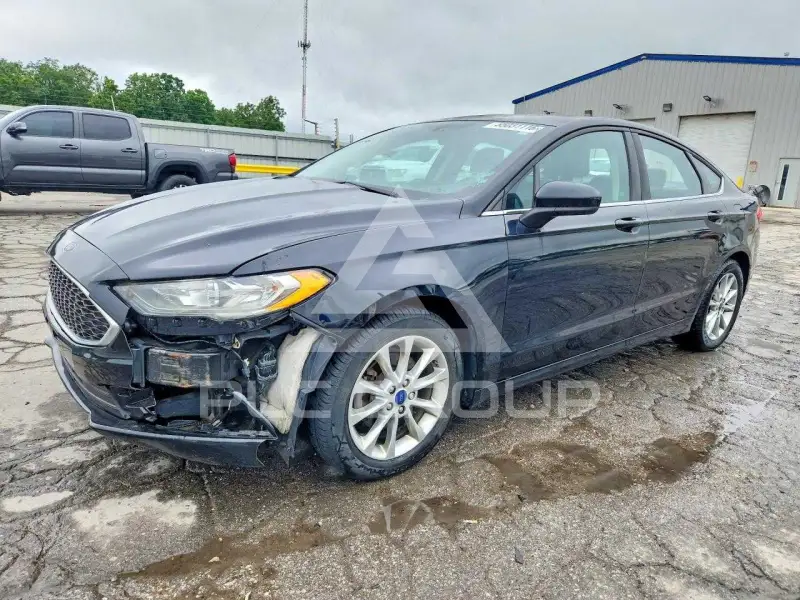 2017 Ford FUSION photo