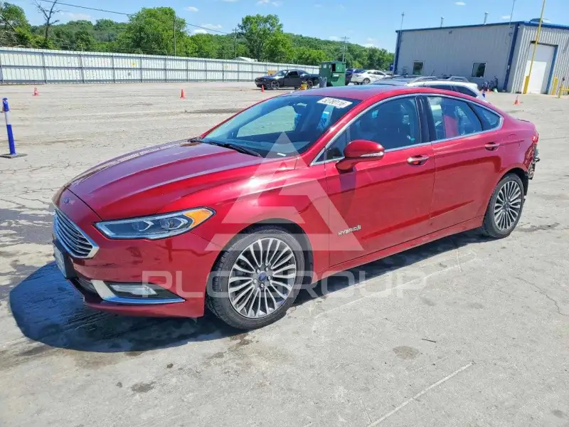 2017 Ford FUSION фото