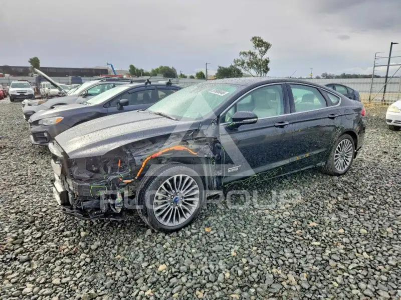 2017 Ford FUSION photo